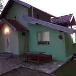 Kuca Delić * Racic
