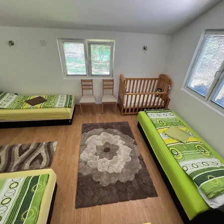 Kuca Delic Holiday home