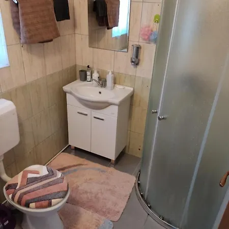 Kuca Delic Ferienhaus