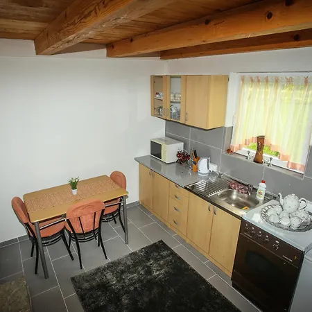 Kuca Delic Ferienhaus Racic