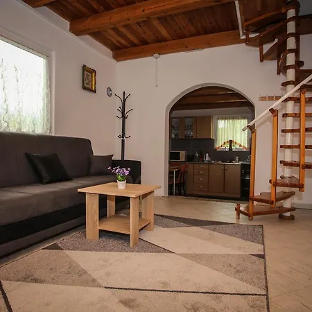 Holiday home Kuca Delic Racic